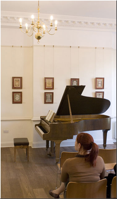Grand piano